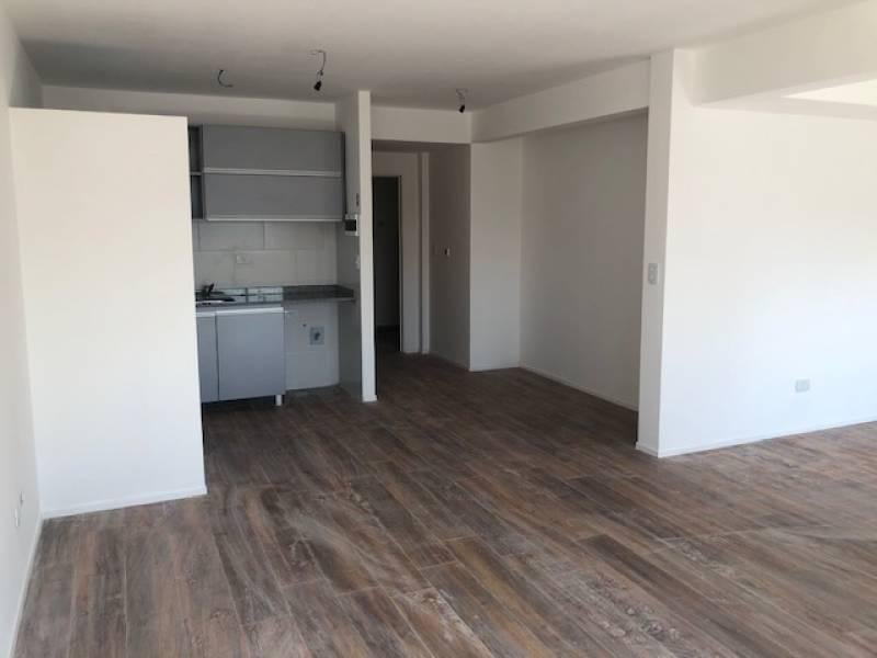 Foto de VENTA 1 AMB. DIVISIBLE EN FLORES, imagen 5
