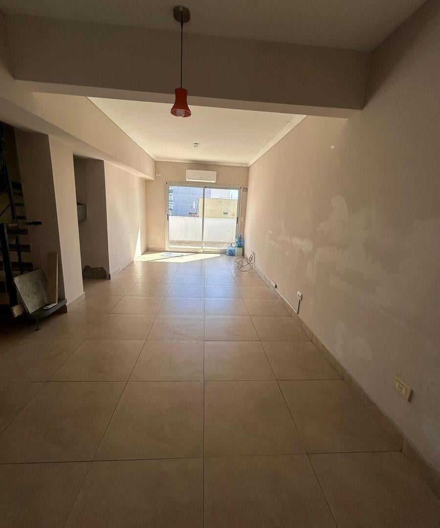 Foto de VENTA departamento 4 ambientes con cocheras en Villa Devoto, imagen 2