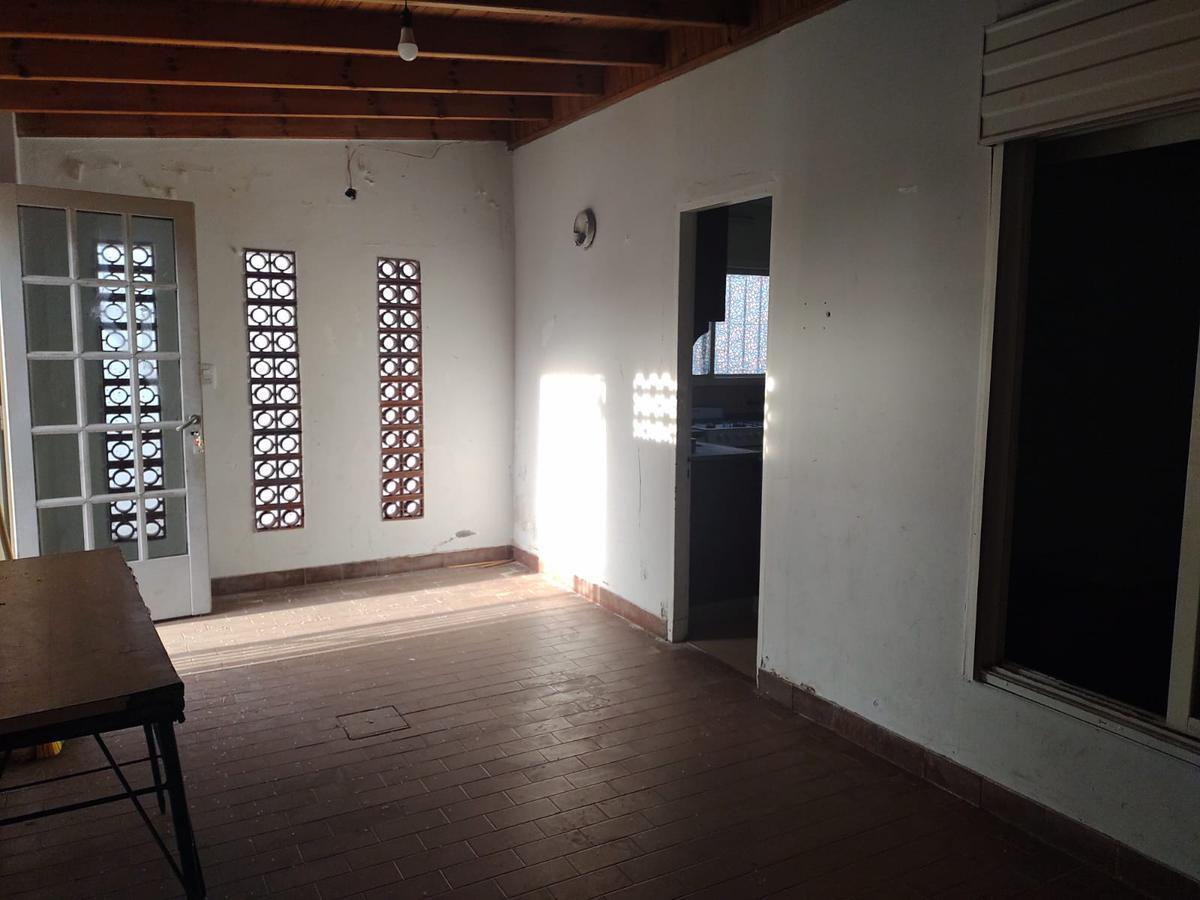 Casa - Banfield Oeste 3