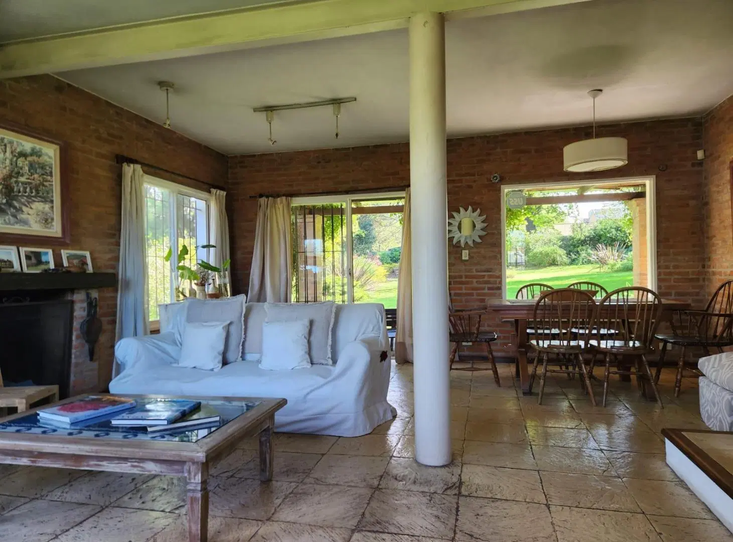 Casa con Mega jardín 1