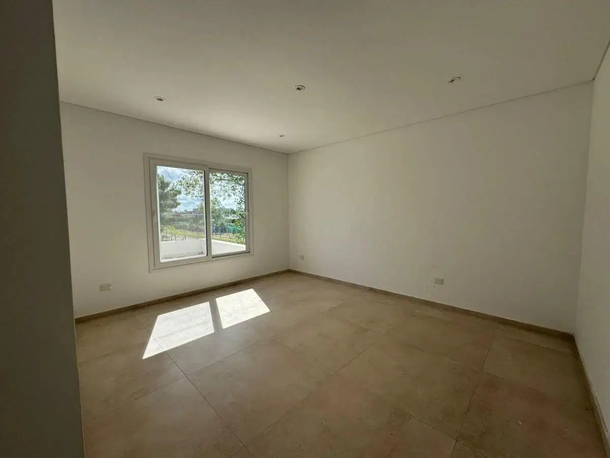 Casa en Venta Pilar del este 4