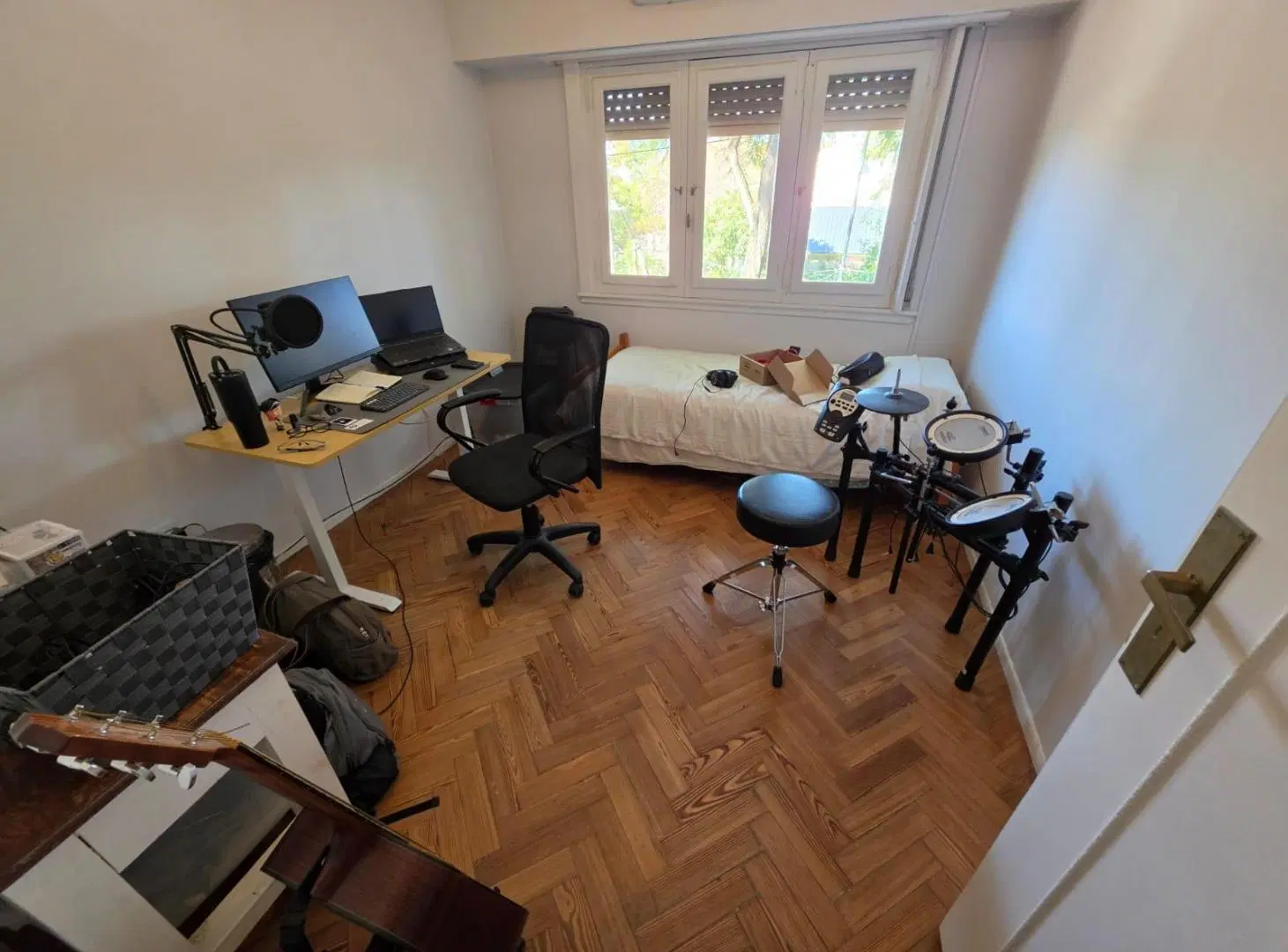 ***RESERVADO***. PH en Florida 3 AMB 76m2 luminoso, posibilidad de alquilar amueblado 2
