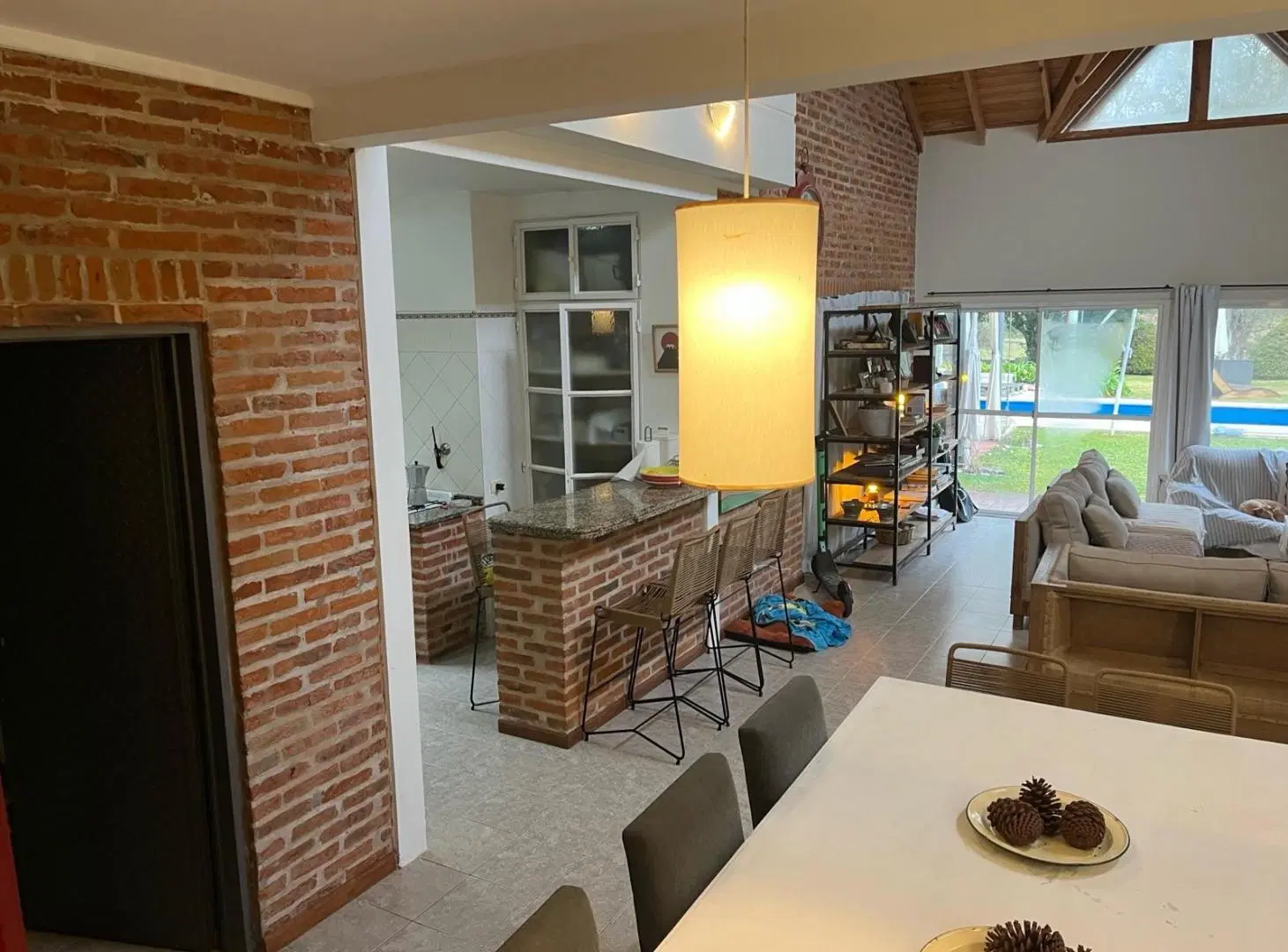 Lindísima Casa en Nautico Escobar 190m2 cub sobre 525m2 lote con pileta 4