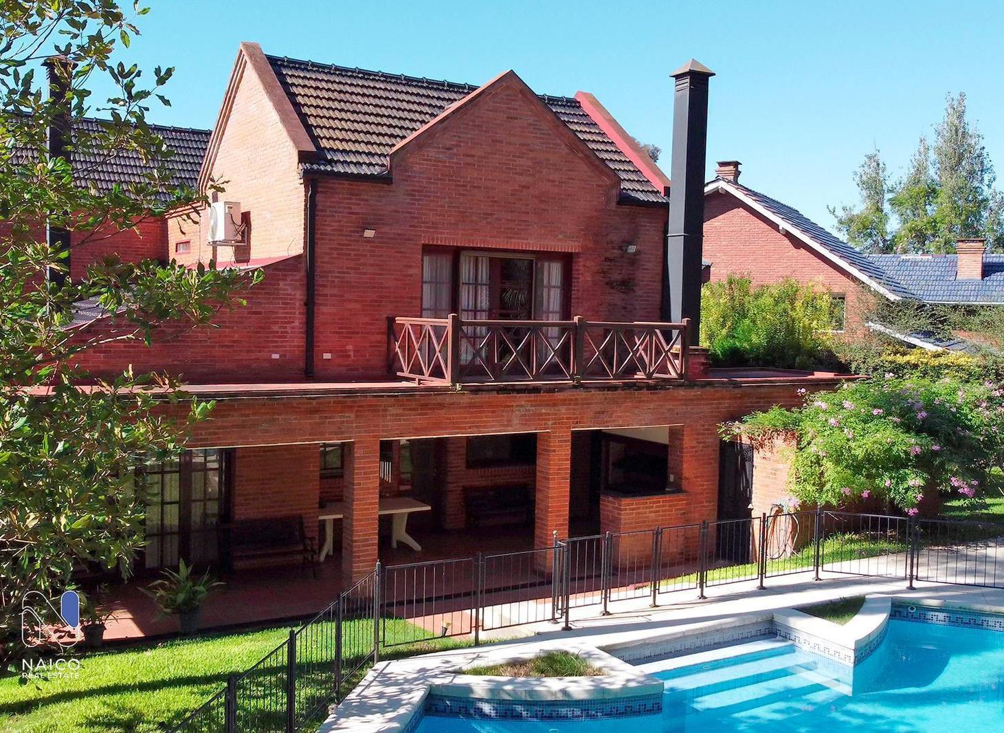 Foto de Casa en venta 6 ambientes Oportunidad Apto Credito. Digna de visitar!!!, imagen 2