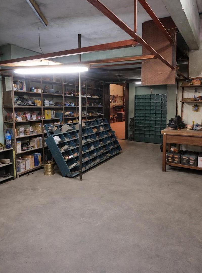 Foto de Deposito de 600 metros con local y depto Alquiler o Venta, imagen 4