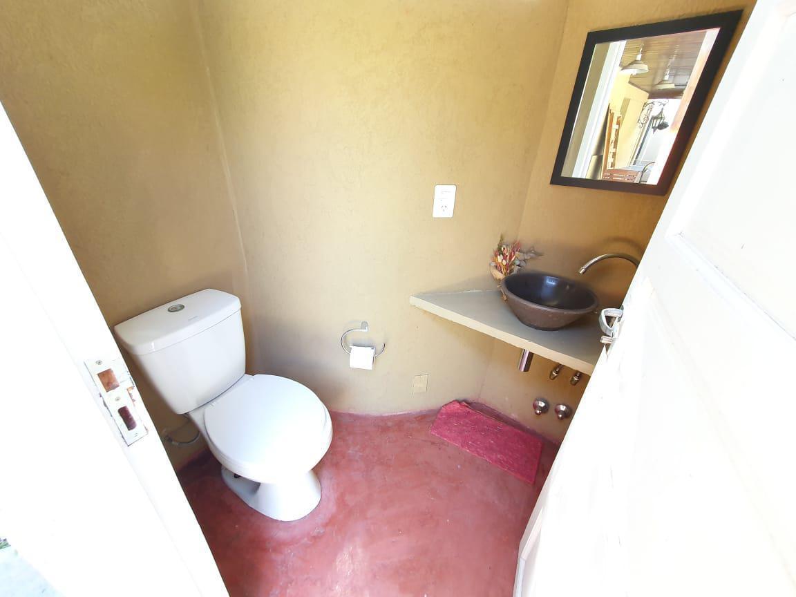Foto de Casa en Martinez de 300m2 y 394m2 lote, 6 ambientes y dependecia amplio, imagen 5