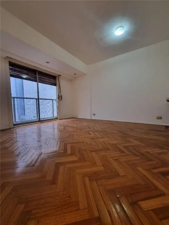 DEPARTAMENTO 1 AMBIENTE - FLORES, CAPITAL FEDERAL 2
