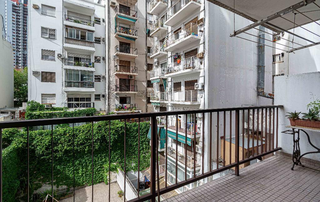 Foto de Muy lindo departamento de 3 ambientes con dependencia o 4 ambientes en, imagen 2