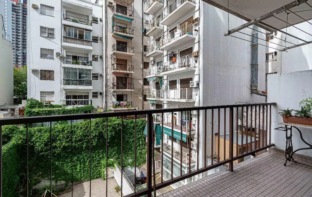 Muy lindo departamento de 3 ambientes con dependencia o 4 ambientes en el Barrio de Palermo. 2
