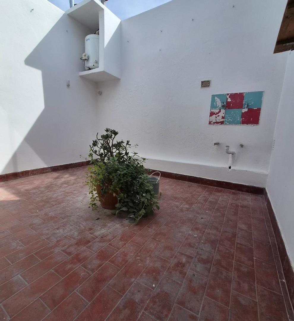 Foto de TRES AMBIENTES CON PATIO SIN EXPENSAS., imagen 4