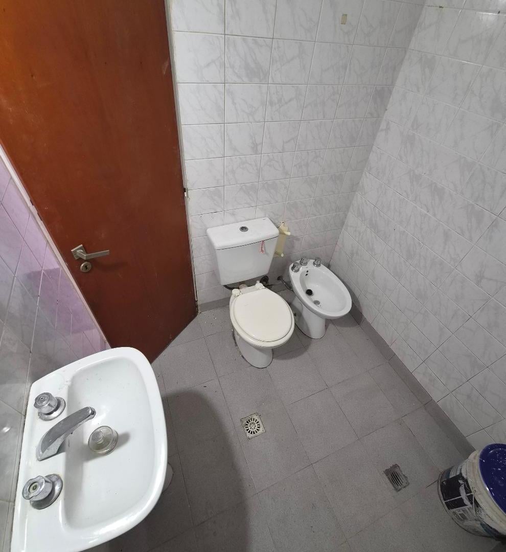 Foto de TRES AMBIENTES CON PATIO SIN EXPENSAS., imagen 2