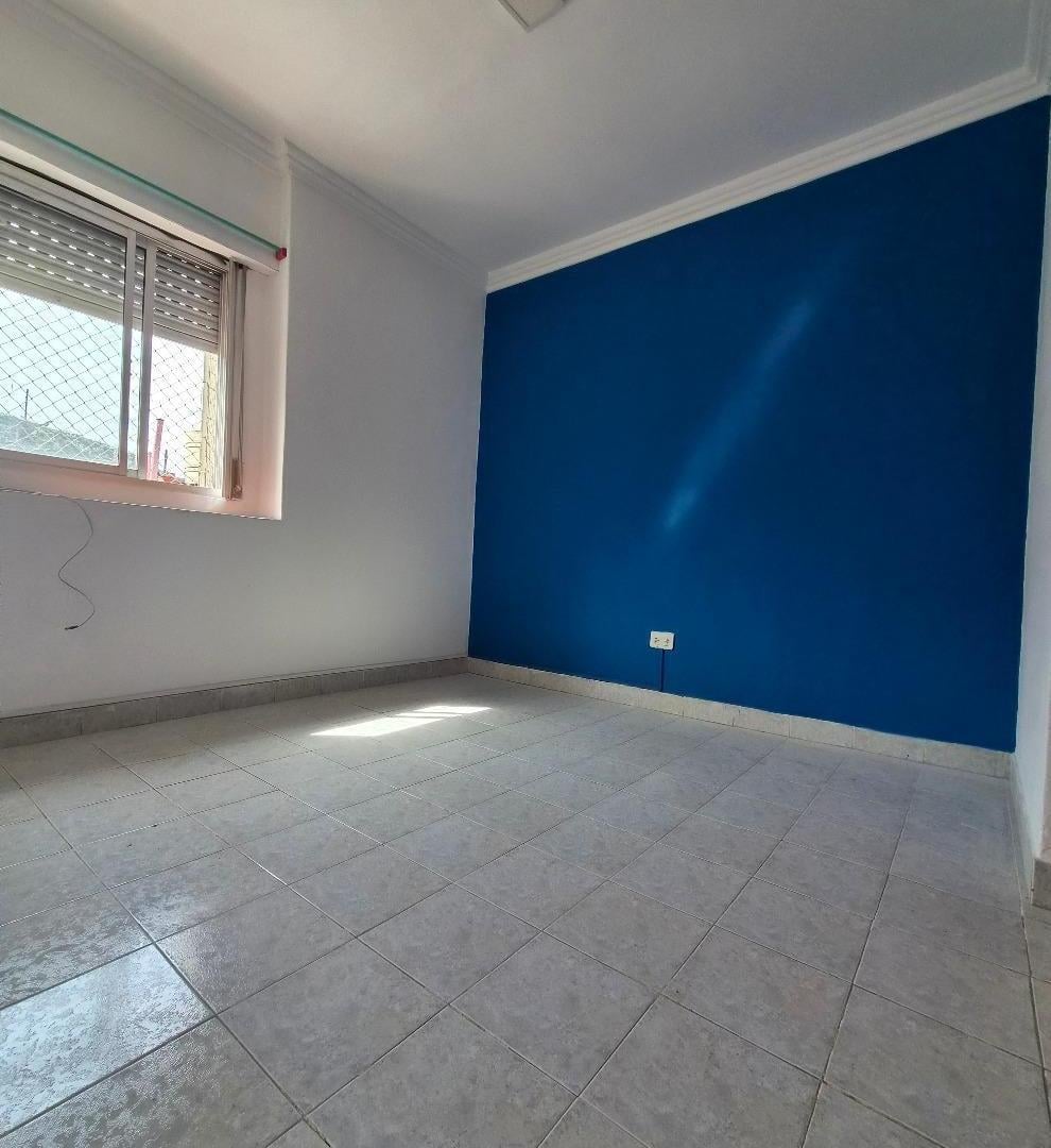 Foto de TRES AMBIENTES CON PATIO SIN EXPENSAS., imagen 1