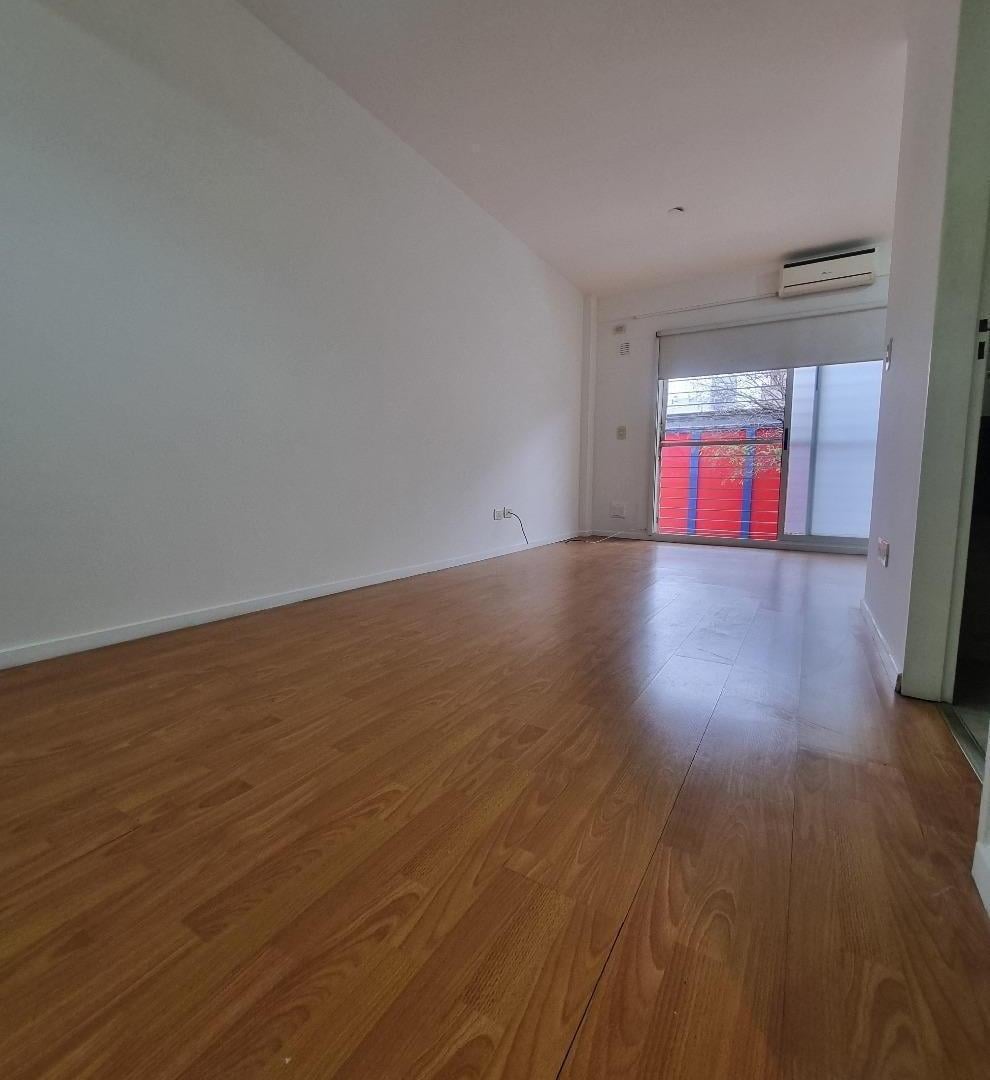 Foto de MUY LINDO MONOAMBIENTE DIVISIBLE EN PALERMO - BAJAS EXPENSAS, imagen 1