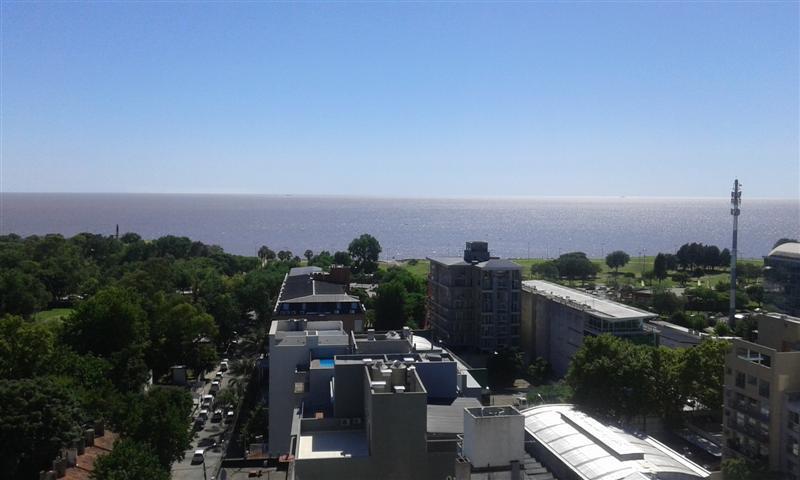 Foto de EXCELENTE DOS AMBIENTES CON ESPACIO GUARDACOCHES CON VISTA AL RIO, imagen 1