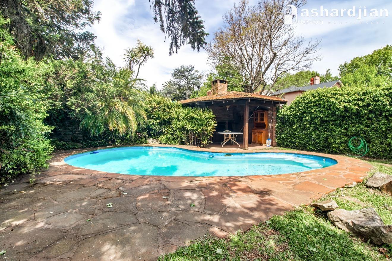 Foto de IMPORTANTE PROPIEDAD SOBRE LOTE PROPIO EN LA LUCILA, imagen 5