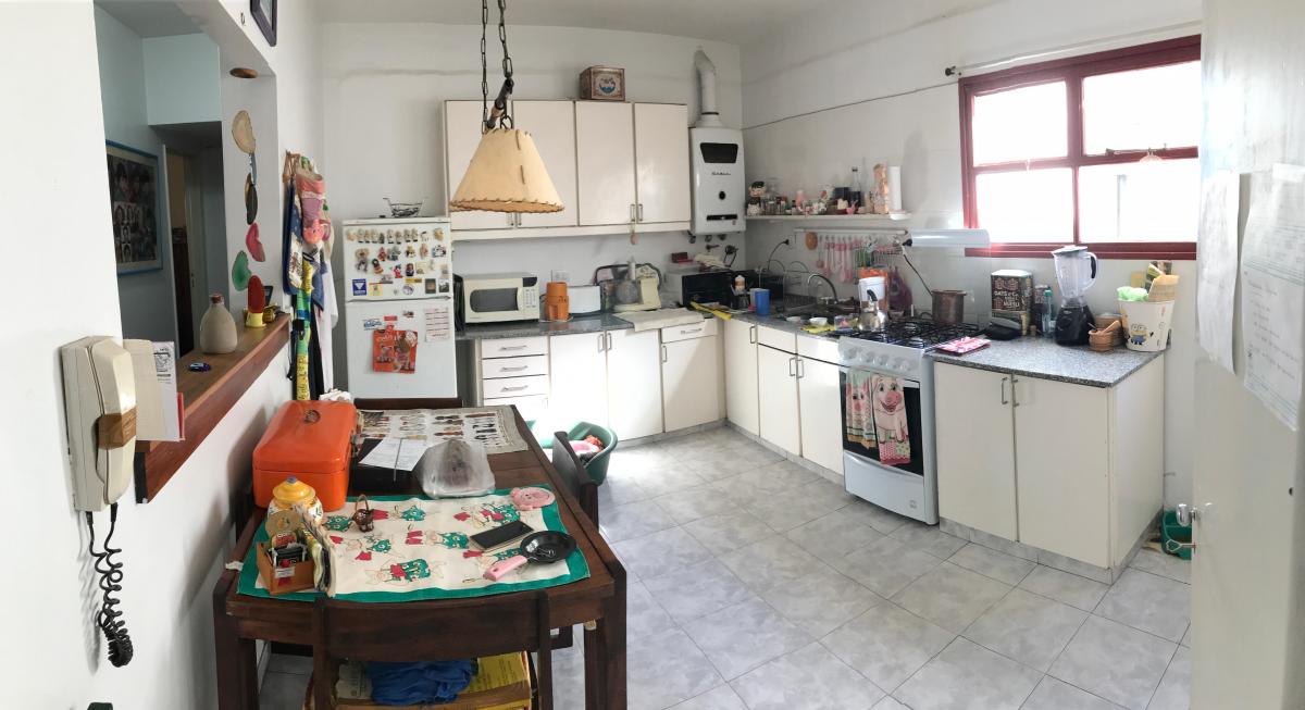 Oportunidad Muy Lindo 3 Ambtes. con Depend. | Coch Cubierta | Exc. Ubicación | 2° Piso X Esc 5