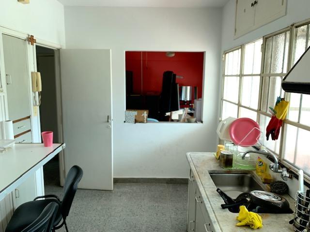 San Isidro Terreno 8,66 X 28 190 m² Cubiertos S/235 m² Terreno 2