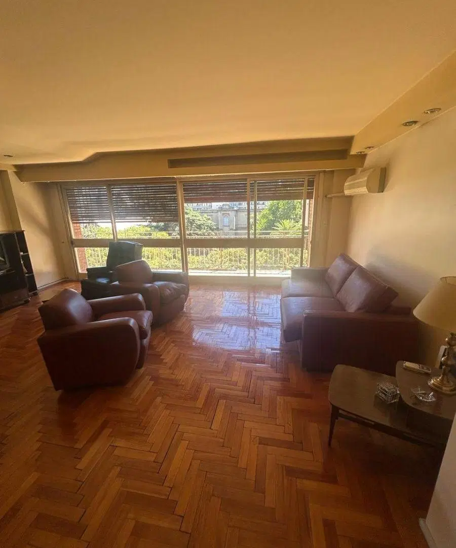 Zabala esquina Av. Cabildo 124 m2 cochera cubierta 3