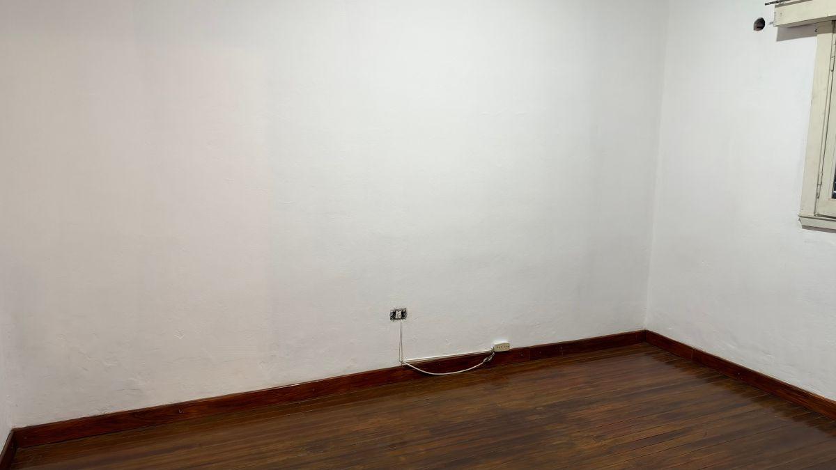 Foto de PH de 71 m² con 1 dormitorio en alquiler en Villa Martelli, imagen 2
