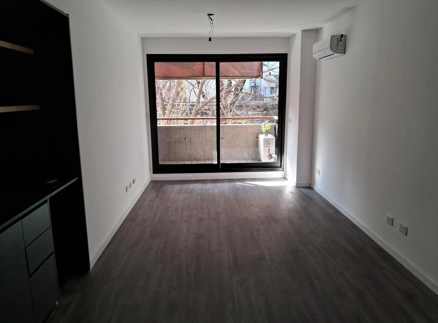 1 AMB A ESTRENAR AL FRENTE CON BALCON 2