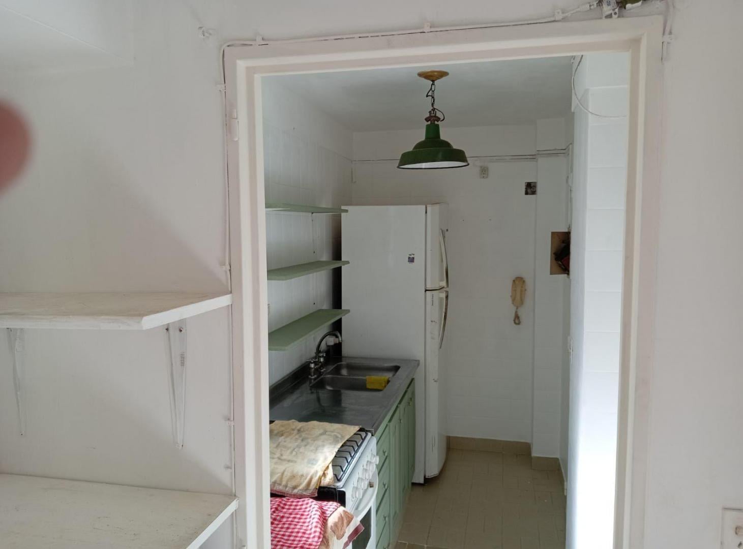 Foto de Departamento al frente con balcón, imagen 2