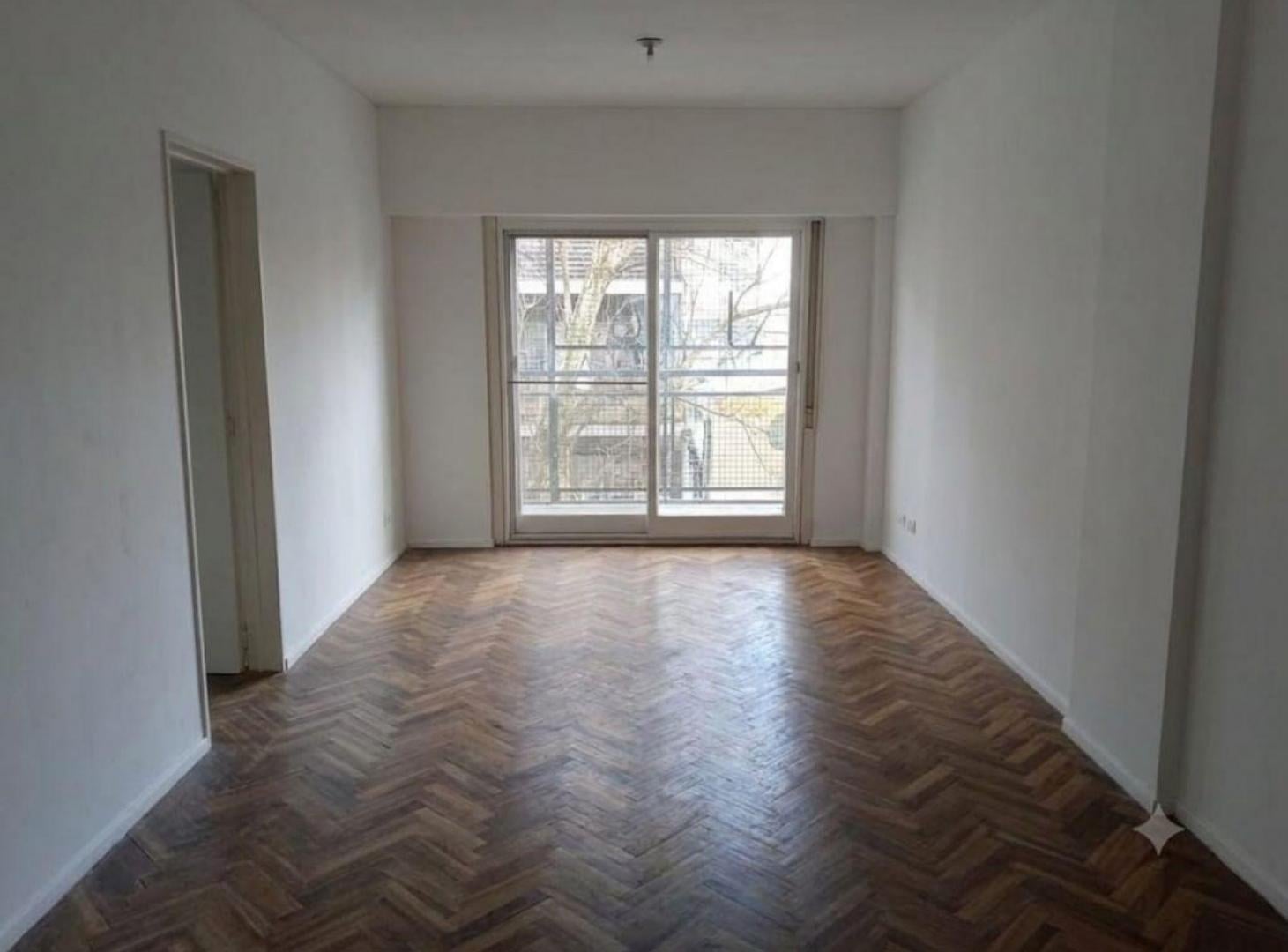 Foto de Departamento al frente con balcón, imagen 4