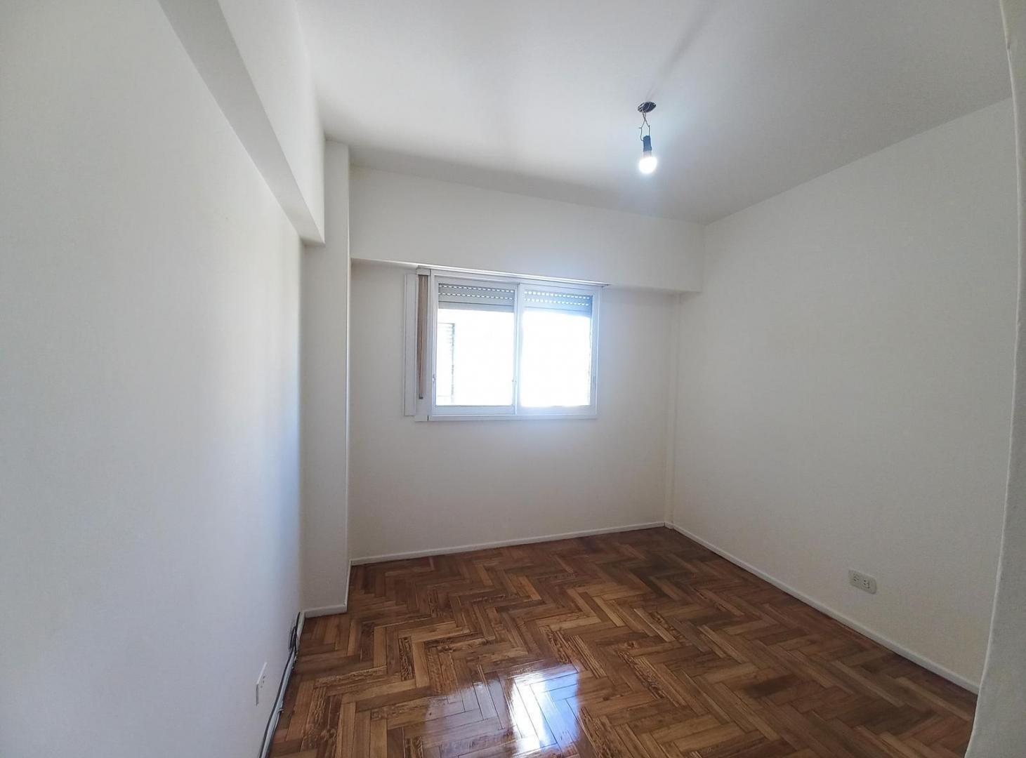 Foto de Departamento en Almagro con balcón y lavadero, imagen 3