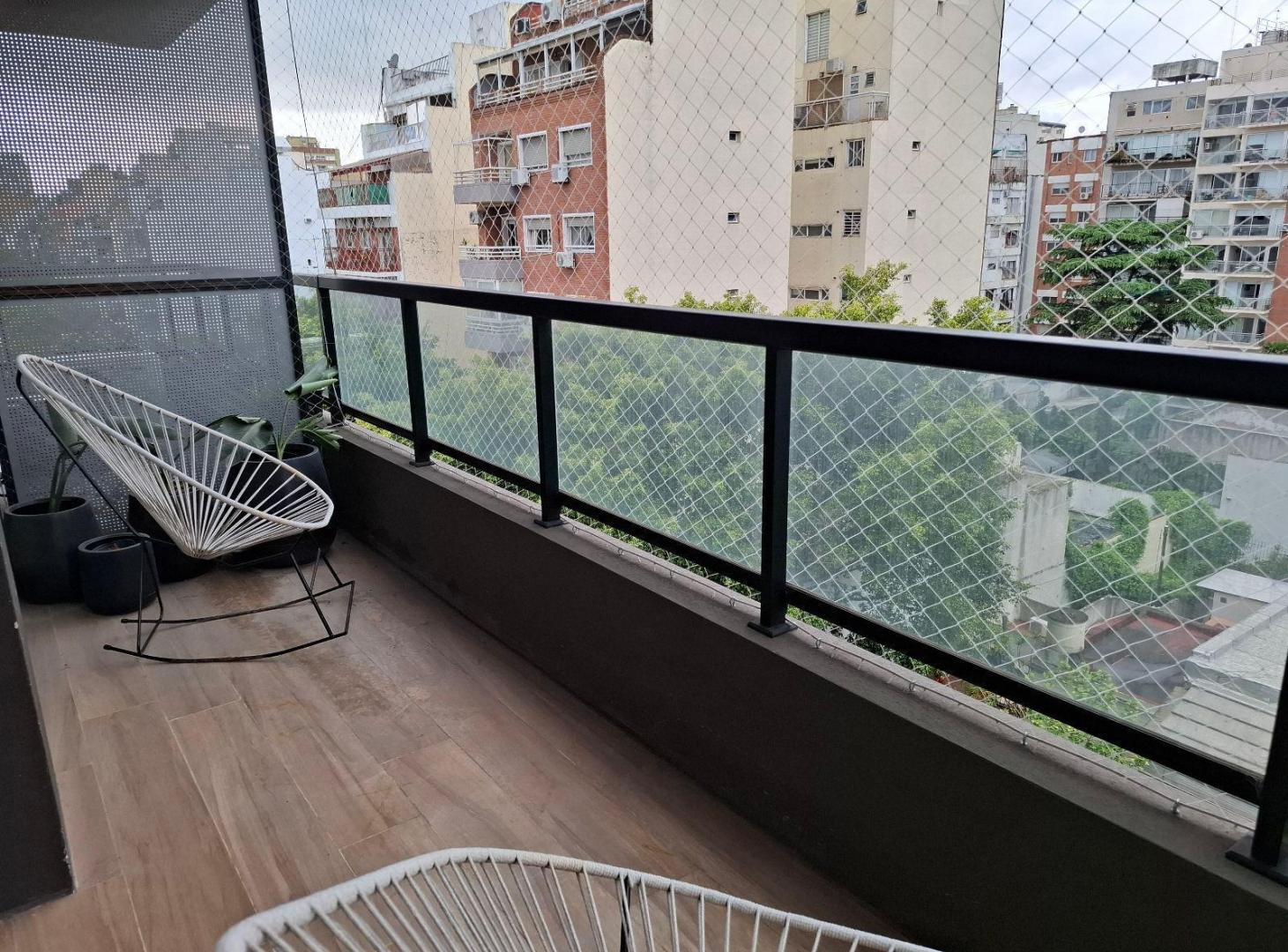 Foto de Departamento al frente con balcón y vista, imagen 1