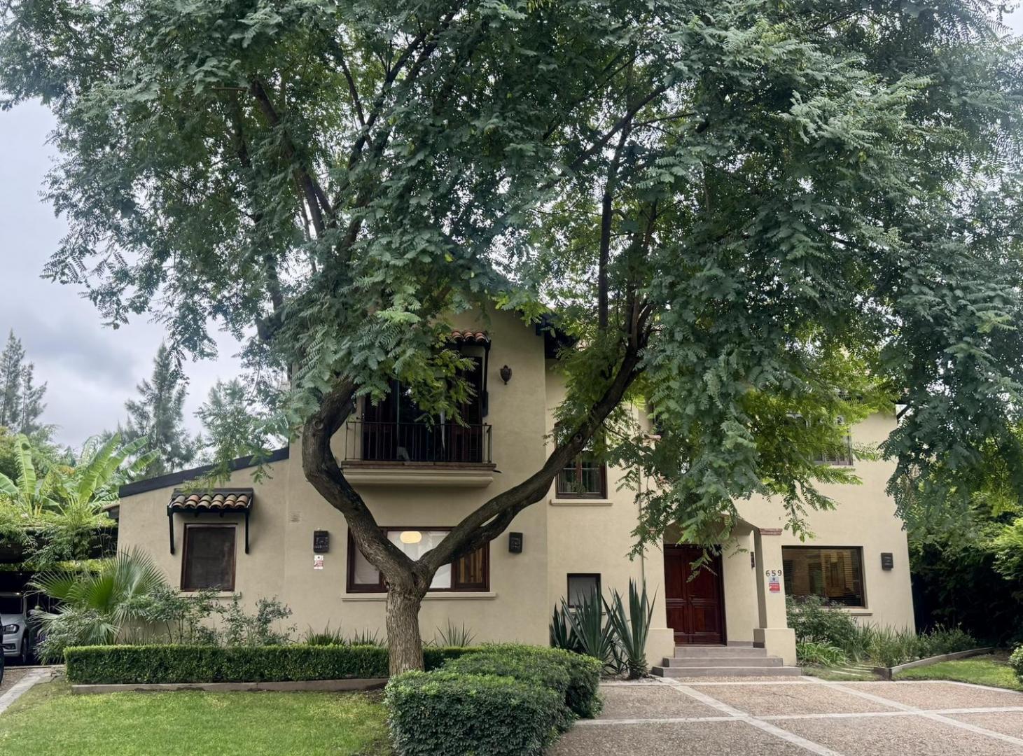 CONQUIPROPIEDADES - ALQUILER DE TEMPORADA - Casa en Santa Barbara