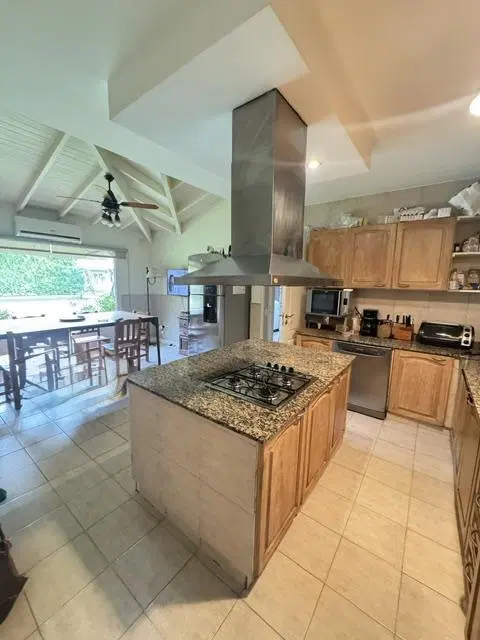 CONQUIPROPIEDADES - VENTA - Casa en Laguna Del Sol 1