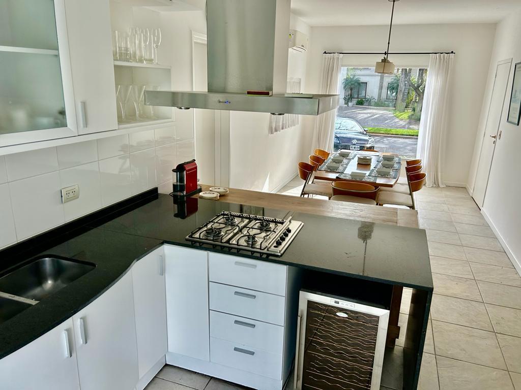 Foto de CONQUIPROPIEDADES - EN EXCLUSIVIDAD - Casa en Santa Barbara, imagen 3