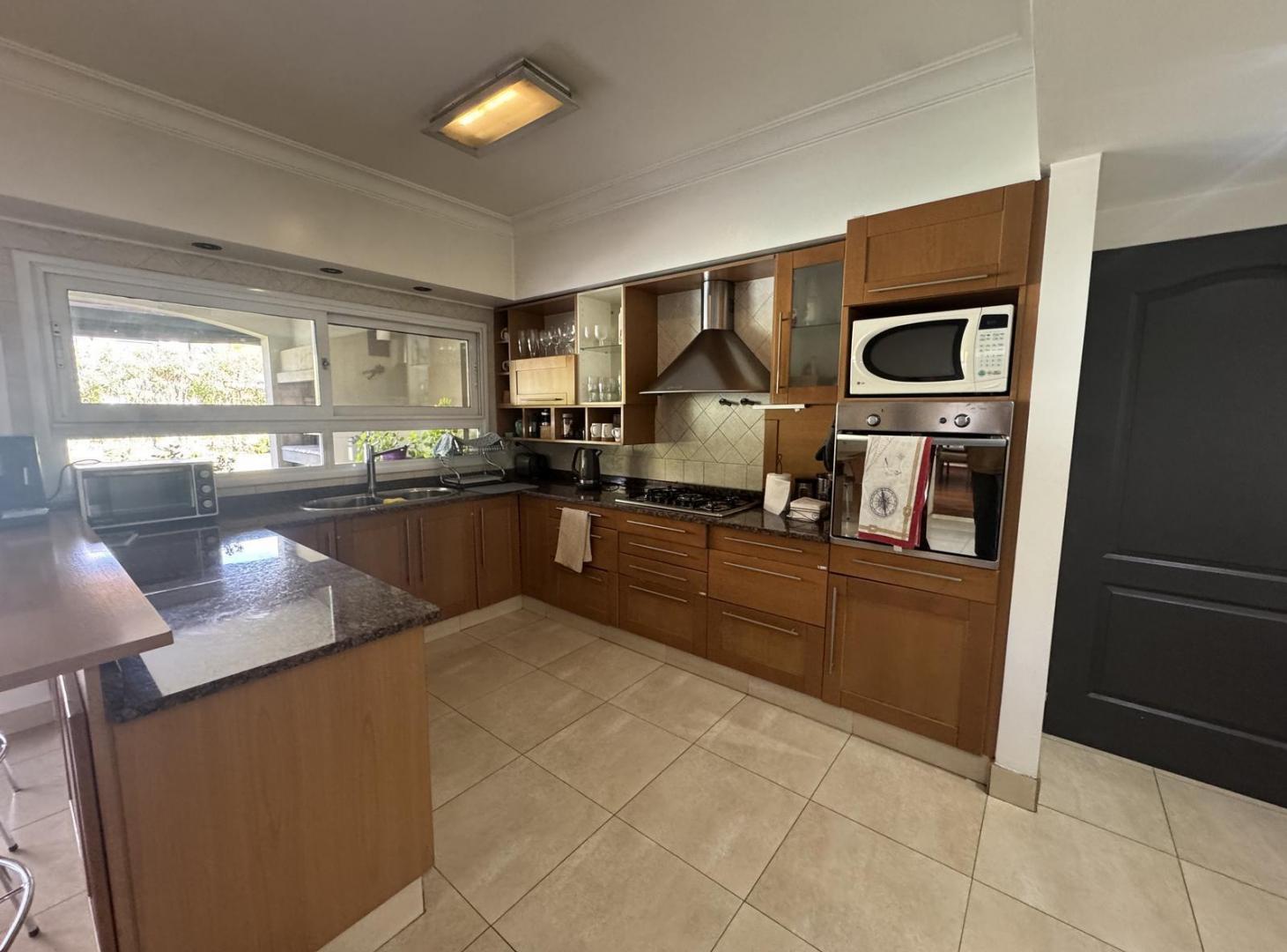Foto de CONQUIPROPIEDADES Laguna del Sol - Casa en Venta USD 680.000, imagen 5