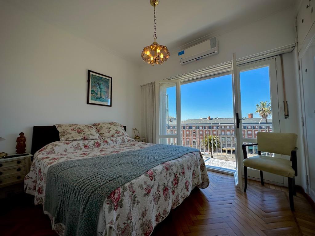 Foto de 3 Ambientes con dependencias - Vista abierta al mar y la ciudad - Plaza, imagen 2