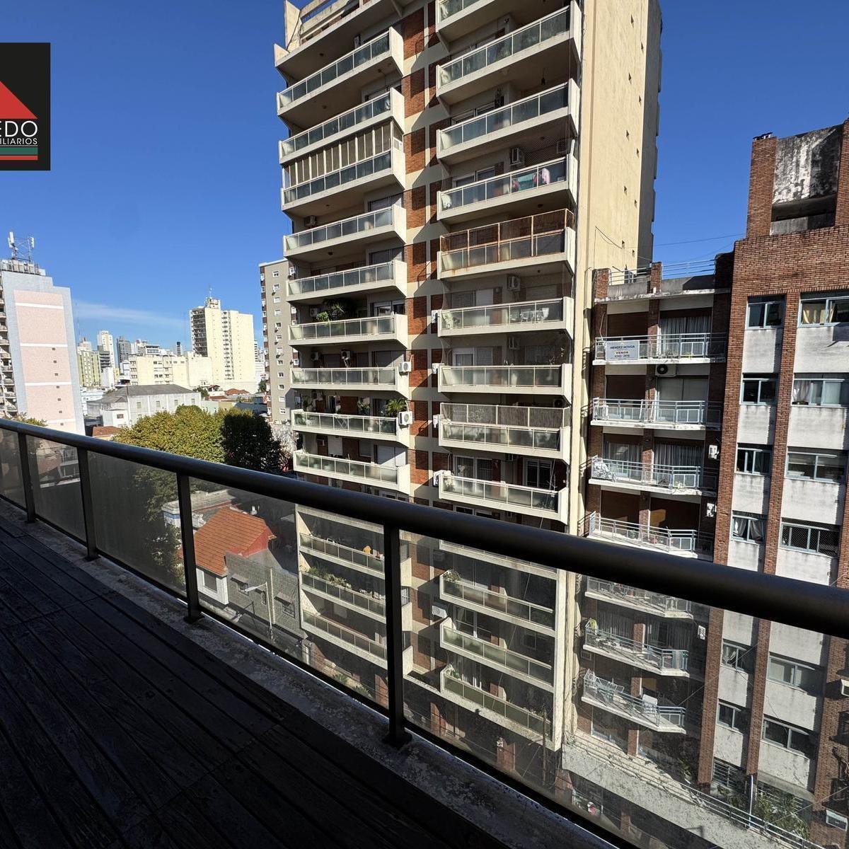 Departamento 4 Amb. en Alem 251 4