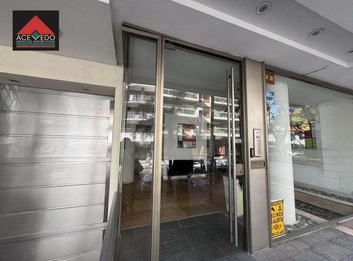 Departamento 4 amb. en Alem 251 2