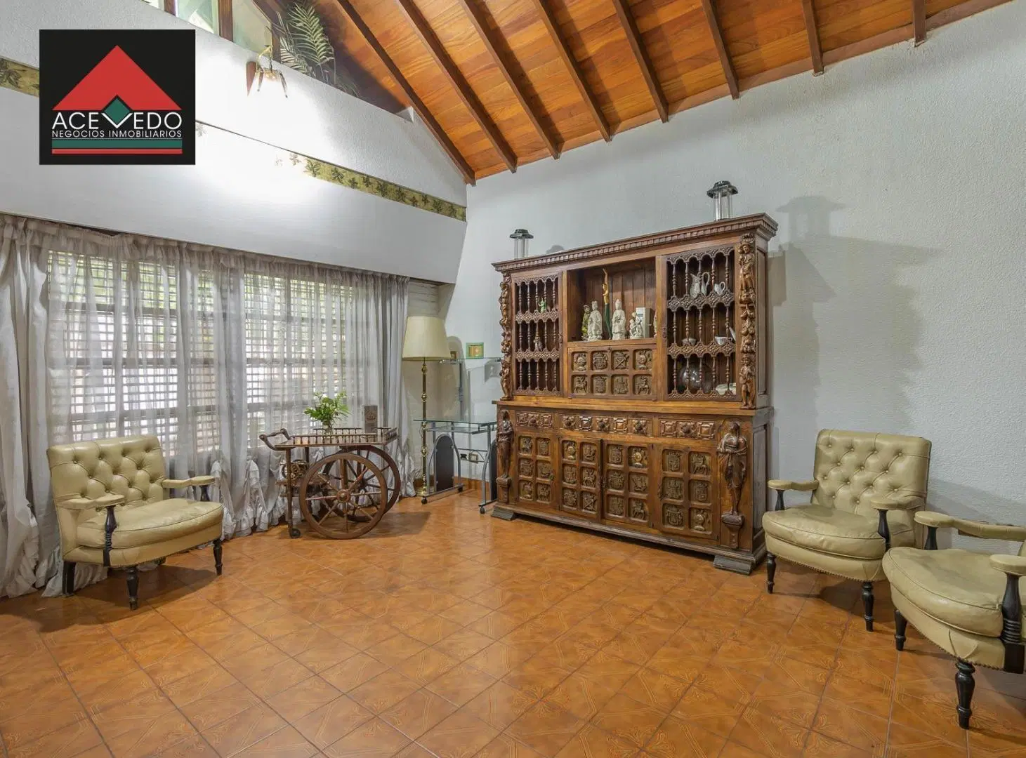 Casa en venta en Las heras al 100 4