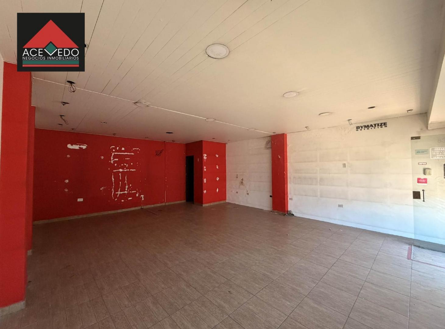 Foto de Local en Hipolito Yrigoyen al 8300, imagen 2