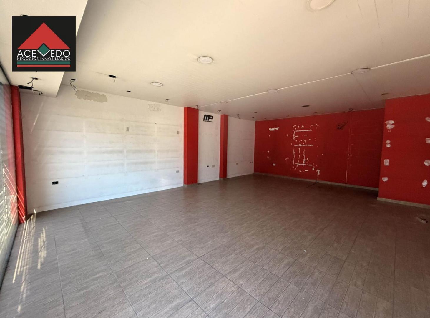 Foto de Local en Hipolito Yrigoyen al 8300, imagen 5