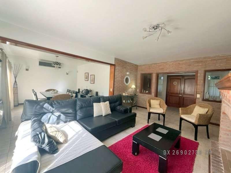 Foto de Don Torcuato - Casa Venta USD 320.000, imagen 5