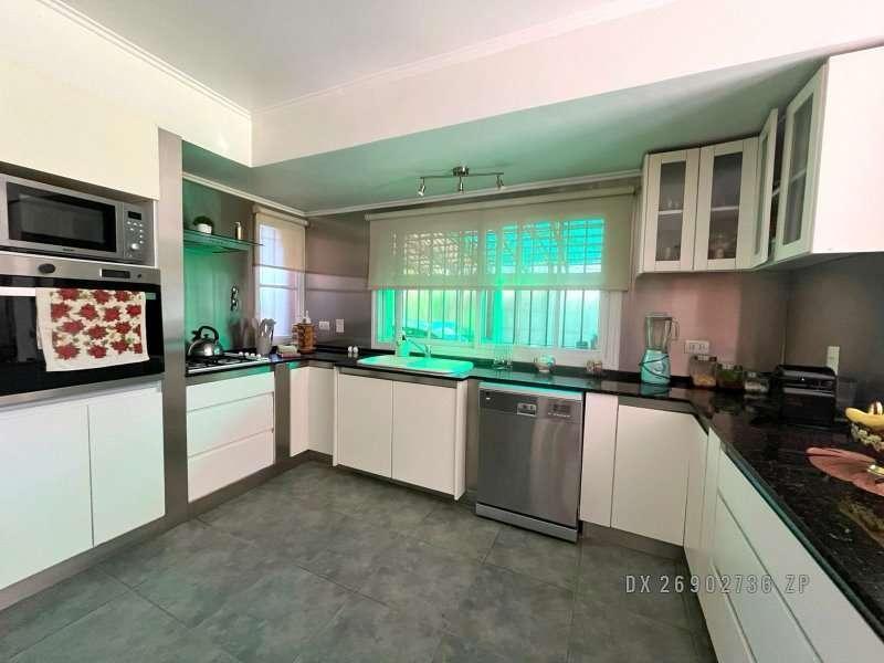 Foto de Don Torcuato - Casa Venta USD 320.000, imagen 4