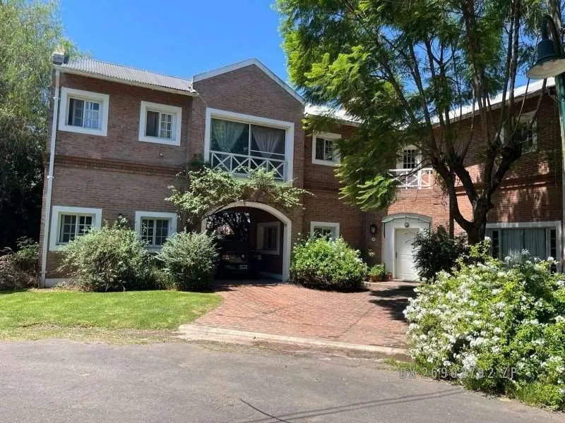 Barrio cerrado El Viejo Vivero - Casa Alquiler USD 2.300 4