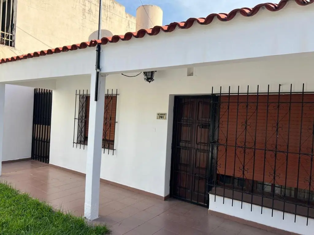 CASAS - CASA - MACROCENTRO, RESISTENCIA 2