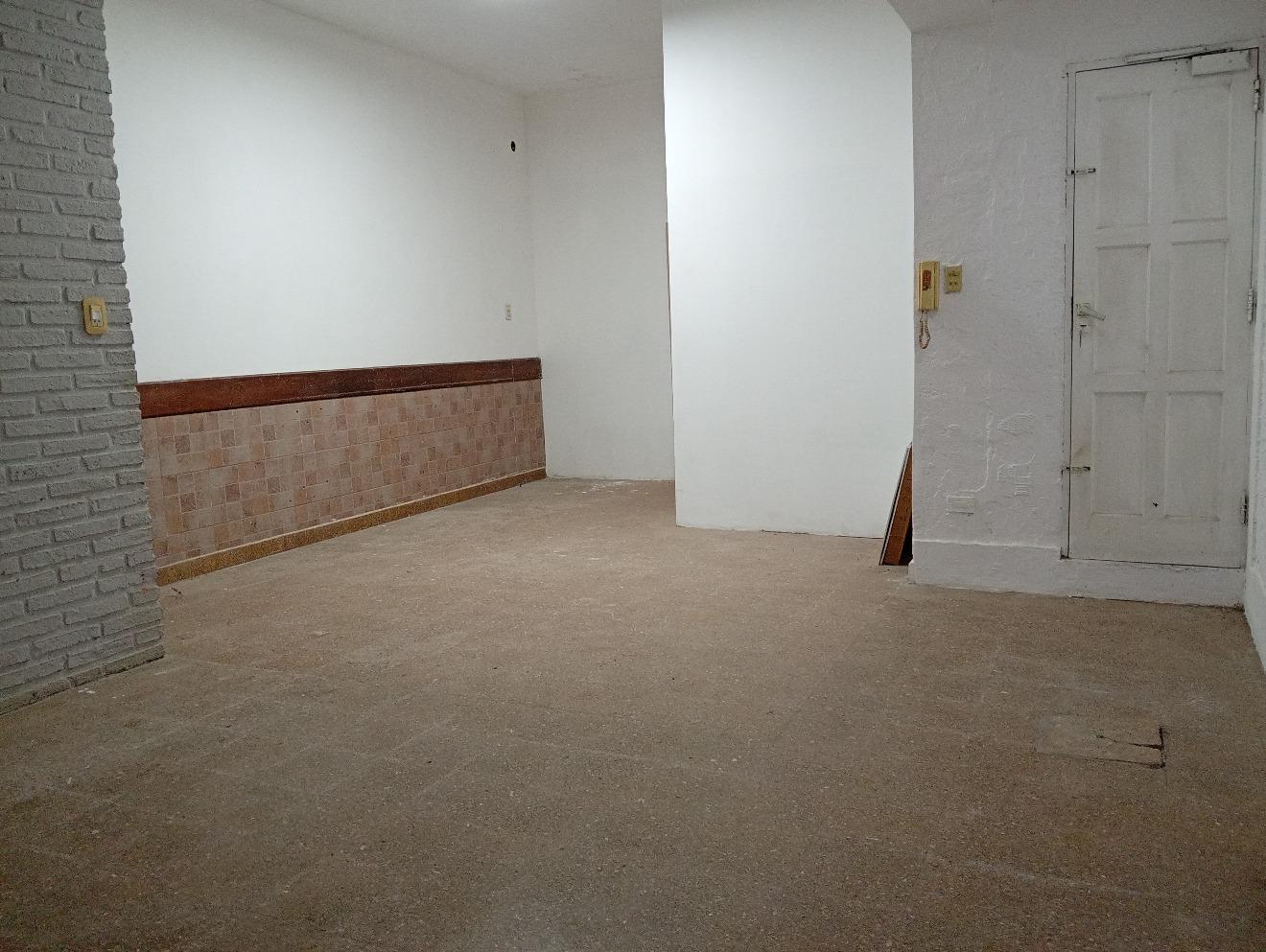 Foto de Alquiler Local Comercial y Casa, imagen 2