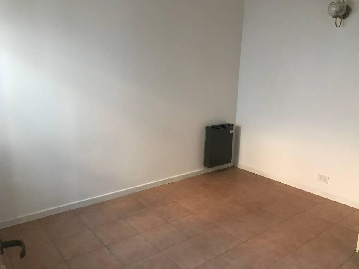 Foto de Muy simpatico PH tipo casa en muy BUEN estado!!! SIN EXPENSAS!!, imagen 2