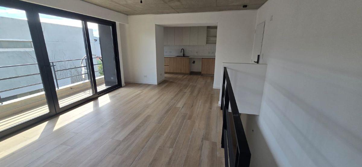 Foto de Departamento de 60 m² con 1 dormitorio en alquiler en S. Isidro. Fte a, imagen 3