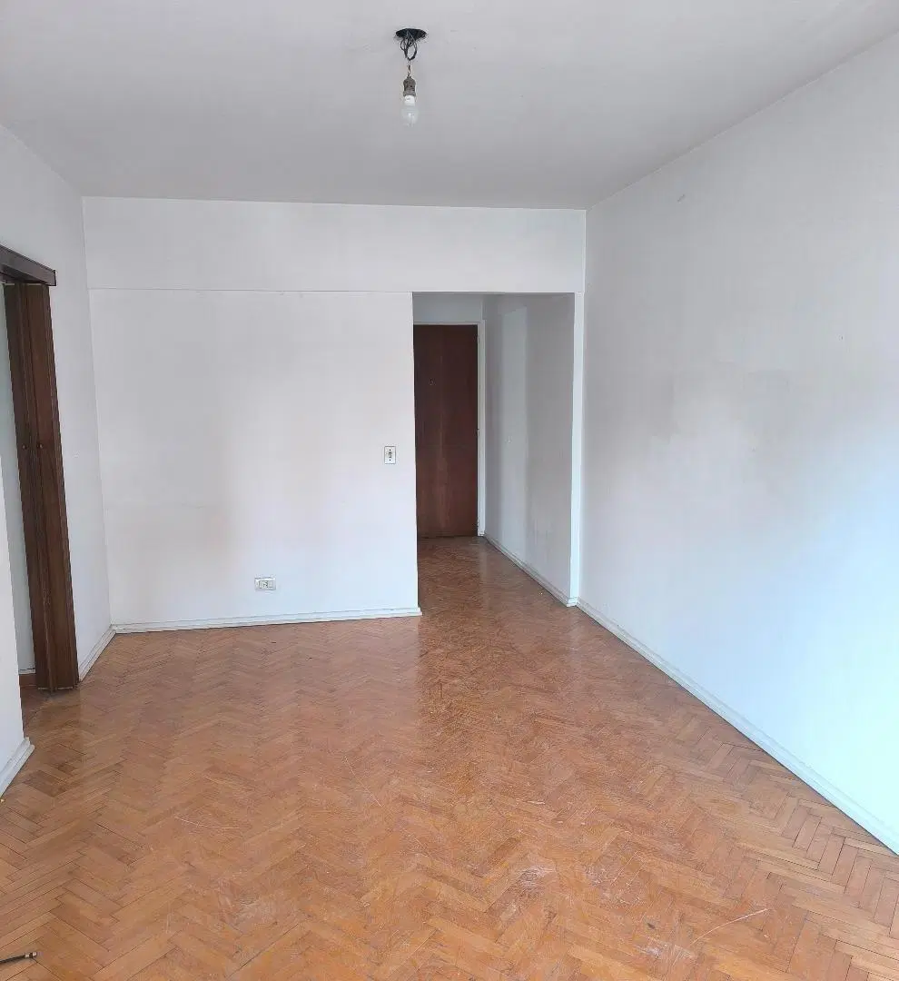 Lindísimo departamento, con balcón y vista panorámica. 1