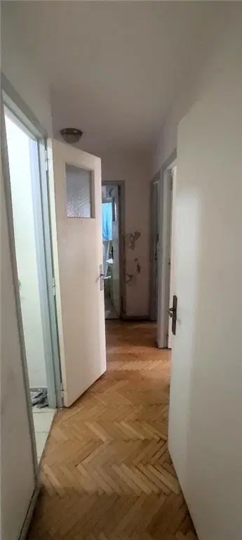 EXCELENTE PLANTA A RECICLAR, CON ENORME POTENCIAL. SALGUERO Y SANTA FE 3