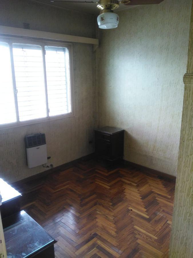 Foto de DEPARTAMENTO DE 2 AMBIENTES CONTRAFRENTE, MUY LUMINOSO., imagen 4