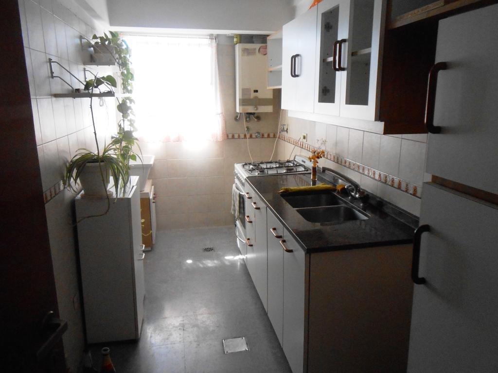 Foto de 3 AMBIENTES SOBRE 2 AVENIDAS, SANTA FE Y CALLAO. PISO ALTO, (NO ÚLTIMO, imagen 1