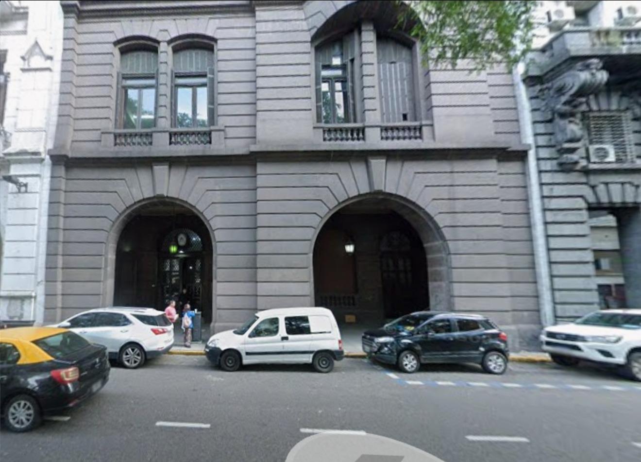 Foto de Oficina en venta, edificio emblemático, a pasos de Plaza de Mayo, imagen 2